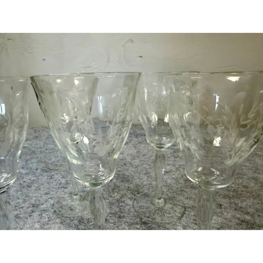 Vintage Etched Floral Crystal Wine Goblets Set of 5 Clear Glass Stemware‎ 7.25in